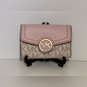 Michael Kors 6 Keyring Case MK Signature Wallet